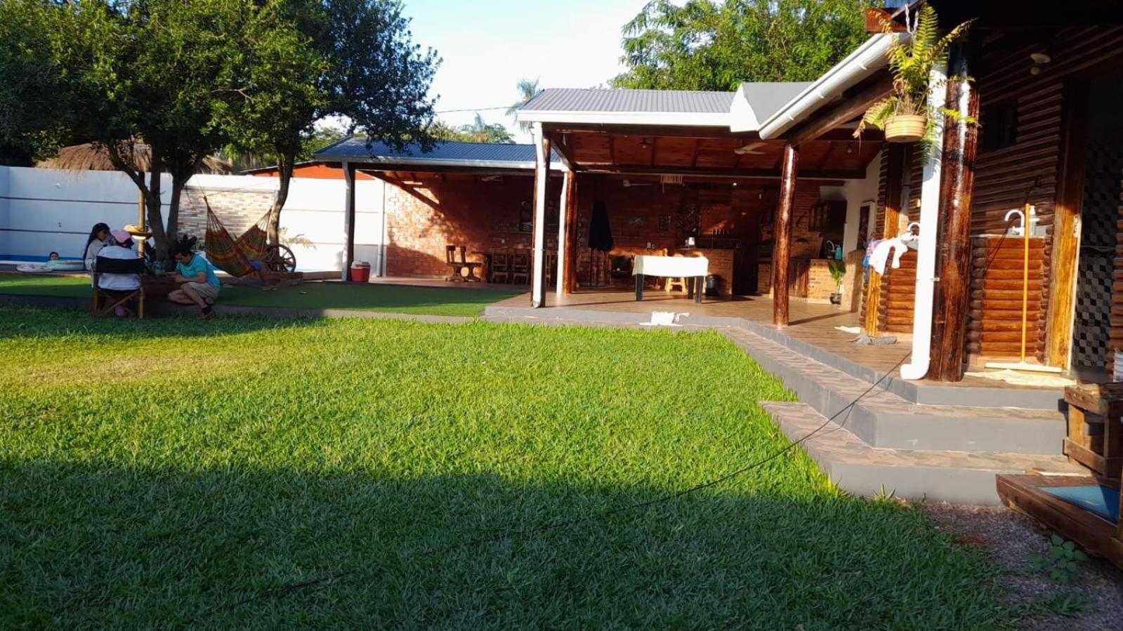 Quinta Queen Girasol Capiatá Exteriör bild